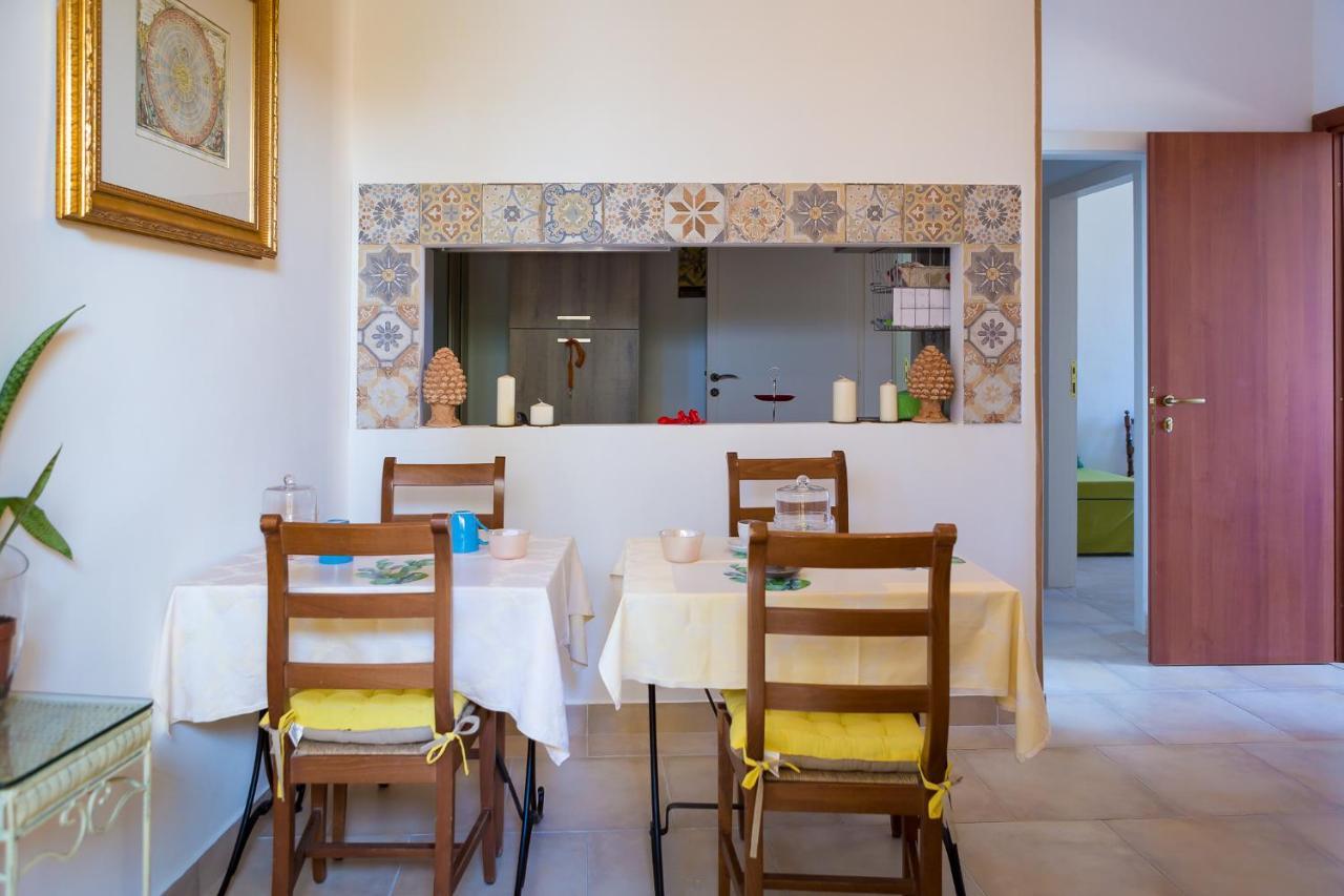 B&B La Casa Gialla タオルミーナ エクステリア 写真